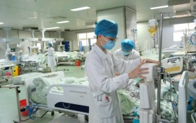 苍梧县人民医院：春节我在岗 守护健康“不打烊” 