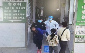 2岁儿童突发抽搐，苍梧县人民医院保安为生命接力让患儿转危为安 